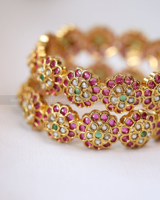 9039 - Premium Floral Kemp Stone Bangle - Set of 2