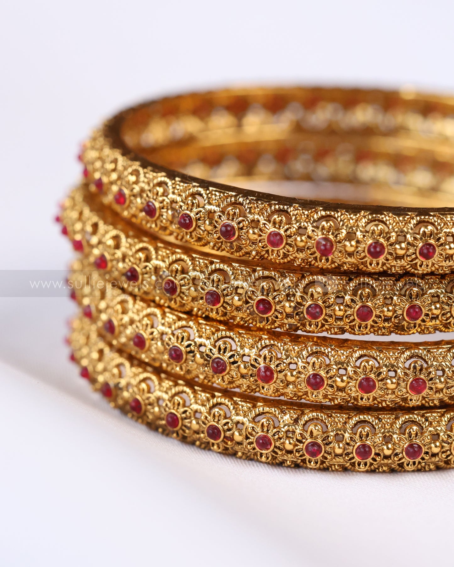 9085 - Sullie Basic - Floral Ruby Bangle - Set of 4