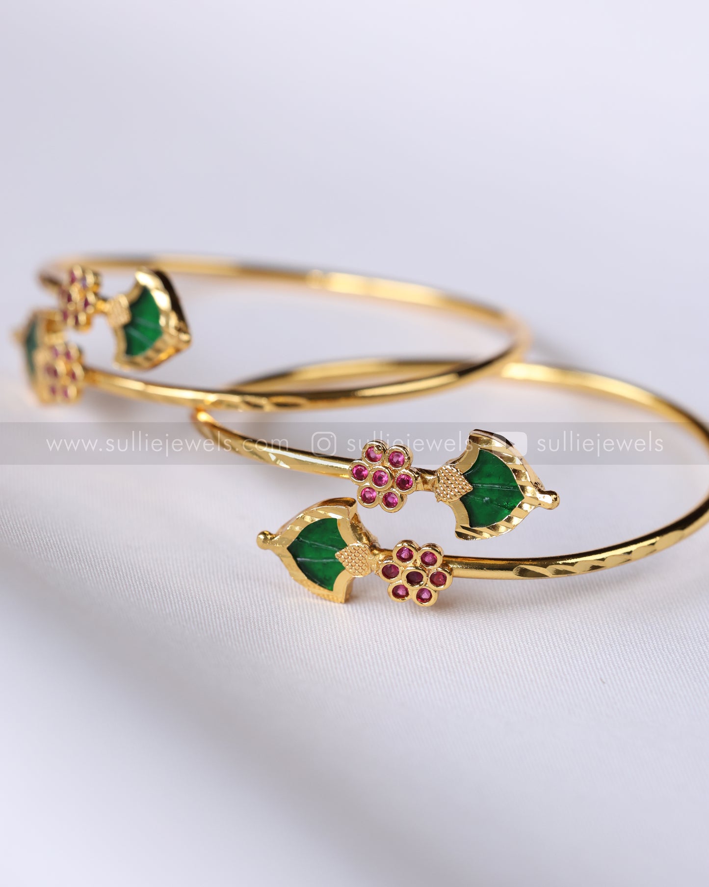 9088 - Palakka Gold Cuff Bangle - Set of 2
