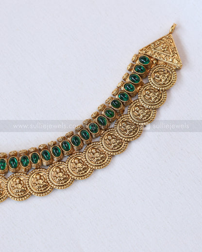 3793 - Sullie Basic - Lakshmi Coin Green Kaashu Maala / Coine Necklace with Stud