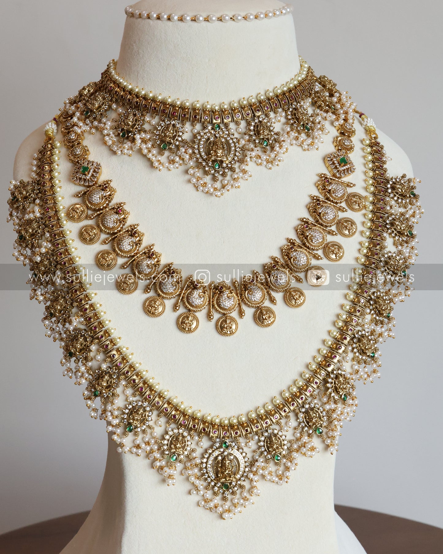 Lakshmi Diamond Premium Guttapusalu & Coin Bridal Combo ( 5 piece )