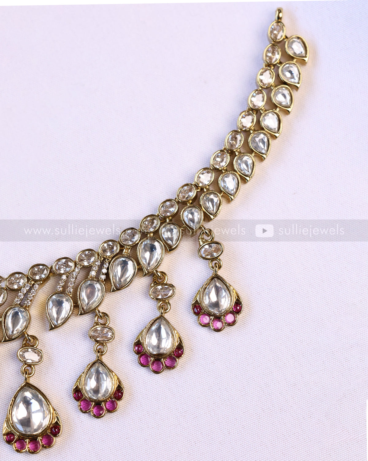 3938 - Victorian Green Centre Stone Raindrop Polki Necklace with Earring