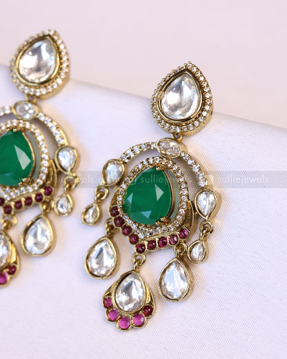 3938 - Victorian Green Centre Stone Raindrop Polki Necklace with Earring