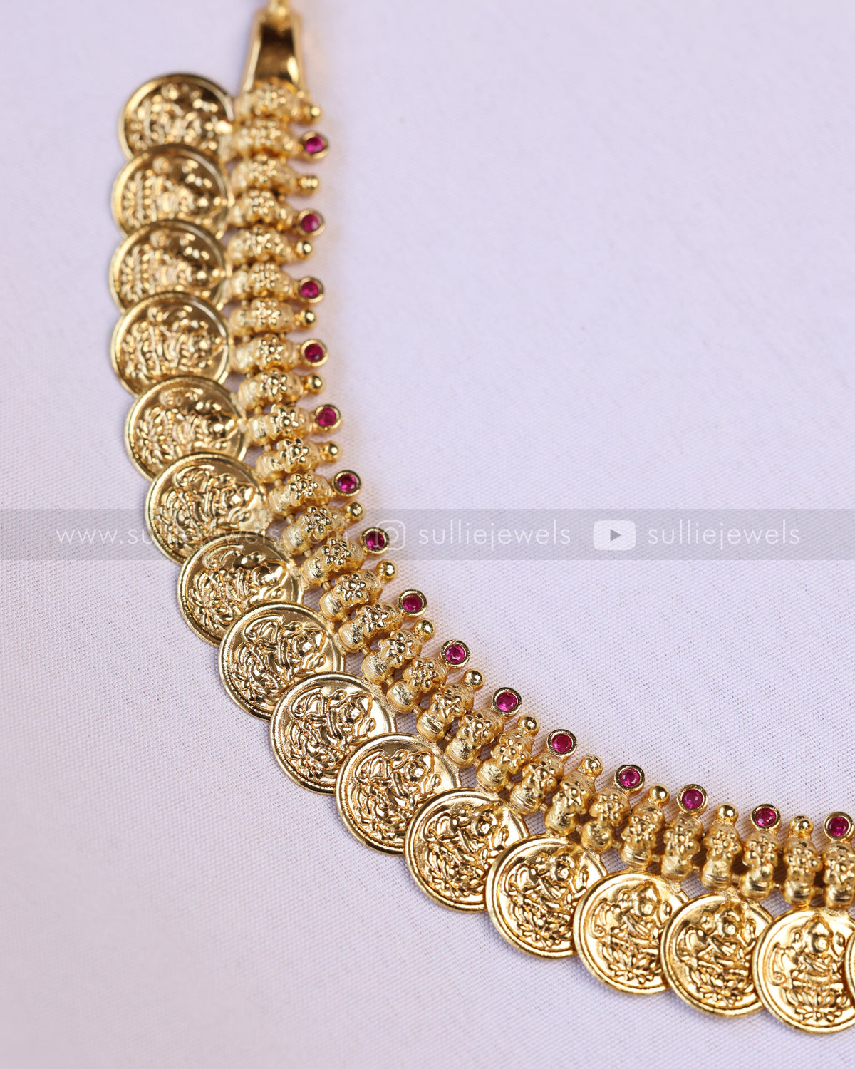 3944 - Gold Plated Kashumaala / Necklace
