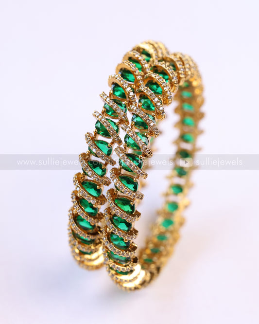9081 - Premium Swirl Green Stone Bangle - Set of 2