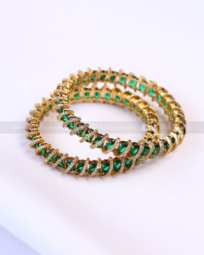 9081 - Premium Swirl Green Stone Bangle - Set of 2