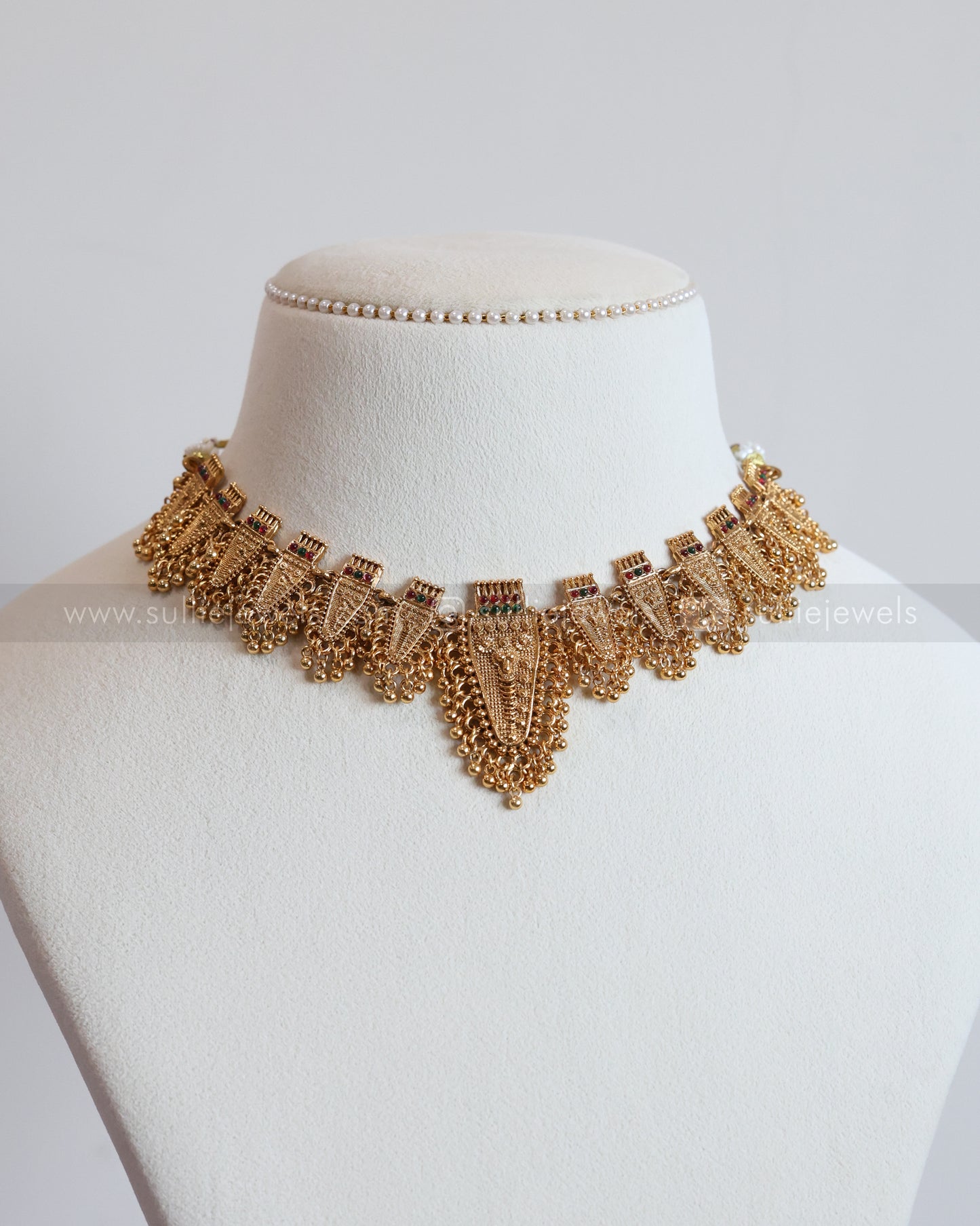 3787 - Sullie Basic - Kerala Style Nettipattam Necklace with Stud