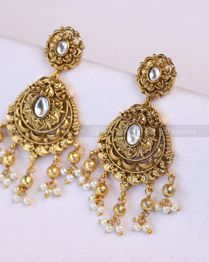 3942 - No Idol Statement Feather Design Necklace with Stud - Gold Beads