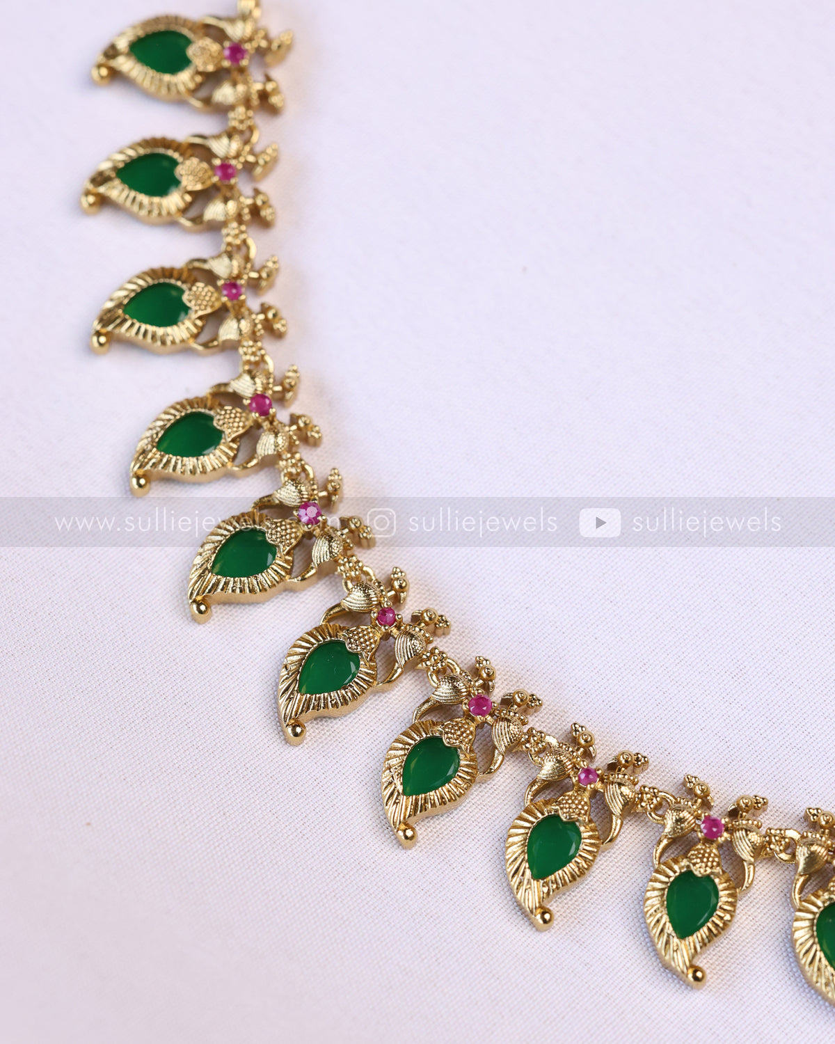 3818 -  Palakka Mango Necklace with Stud