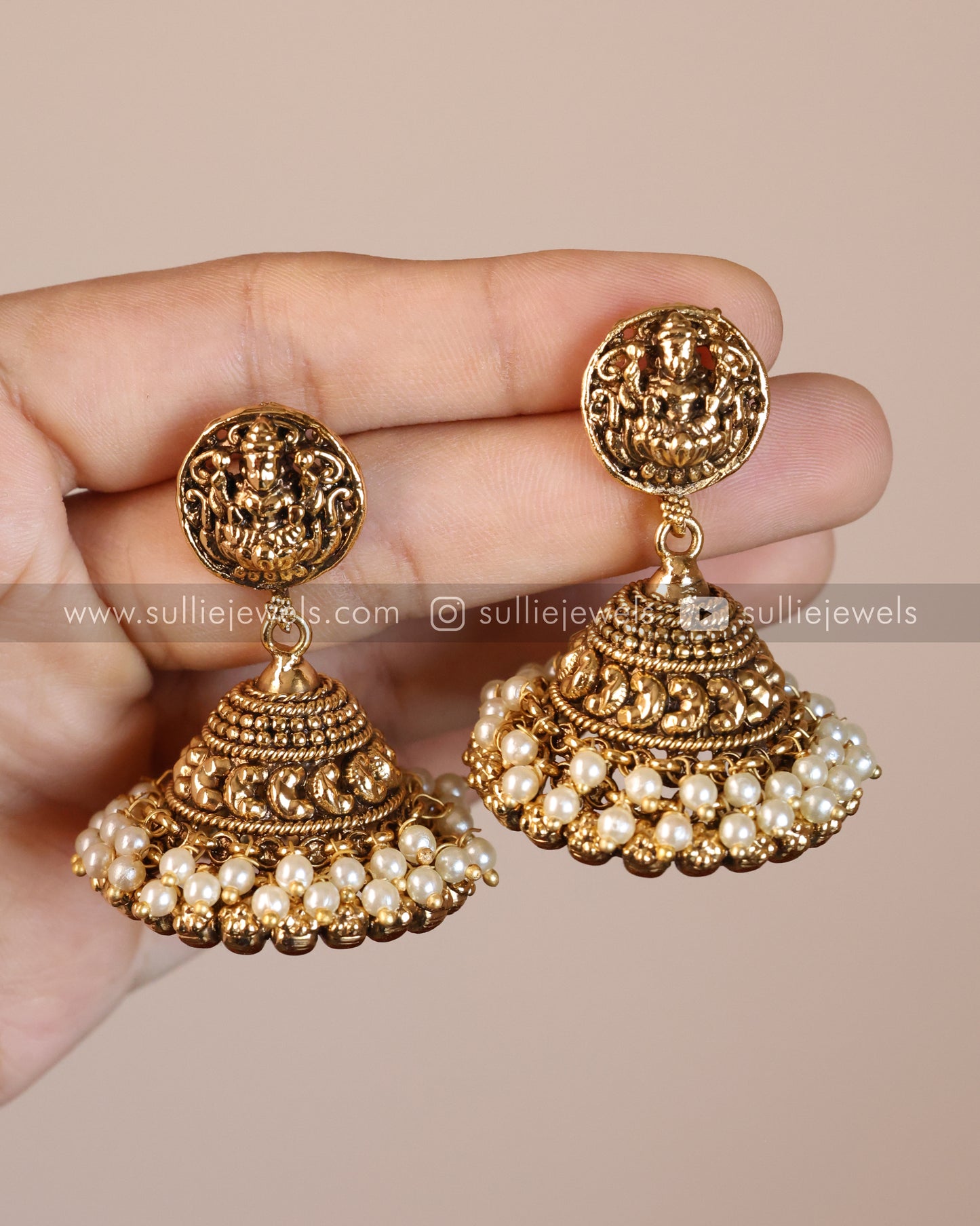 Antique Lakshmi Gold & Pearl Choker with Jhumka