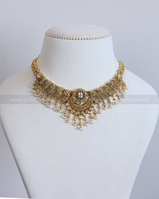3942 - No Idol Statement Feather Design Necklace with Stud - Gold Beads