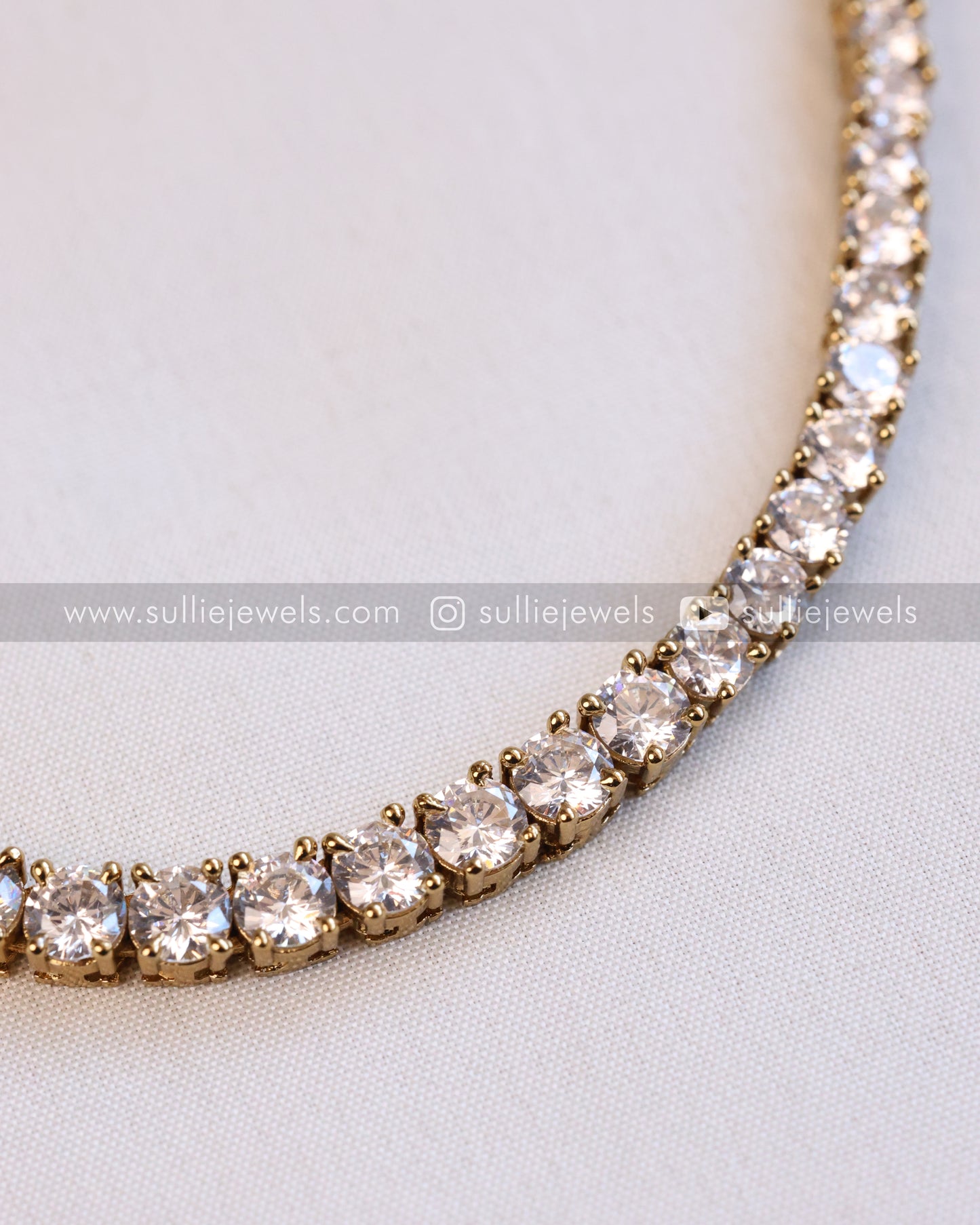 Diamond Single Line Necklace & Earring
