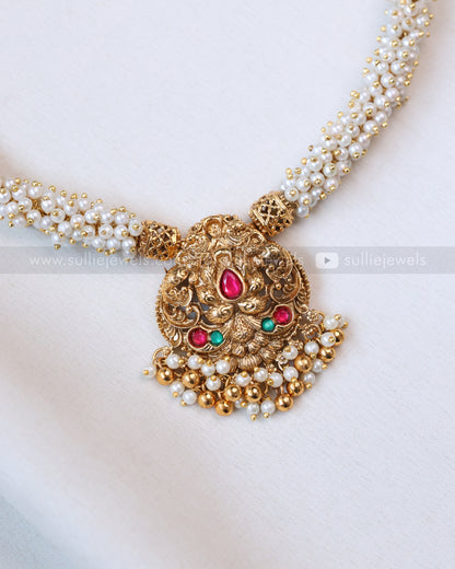 3807 - Sullie Basic - Lakshmi Pendant Pearl Cluster Necklace with Studs