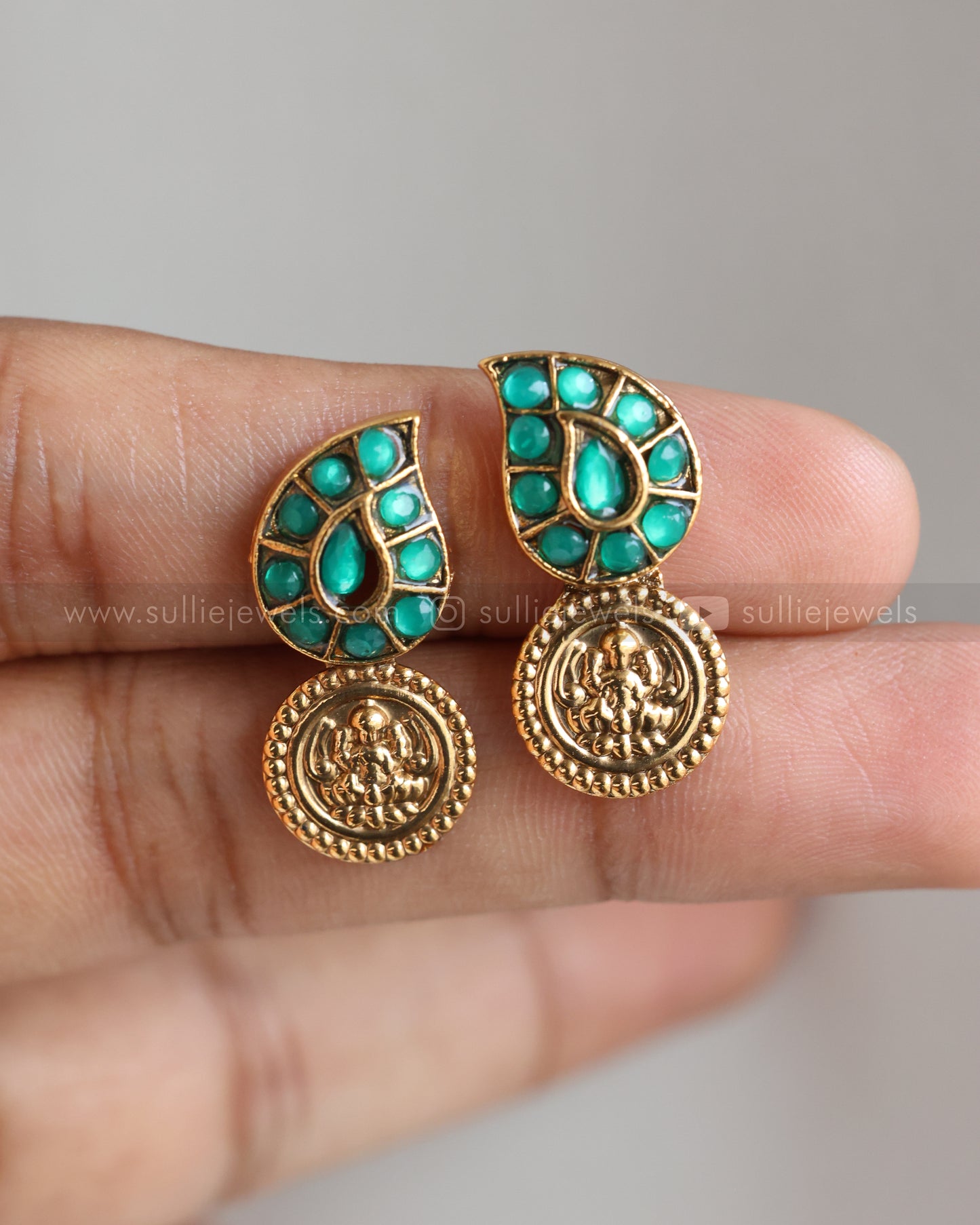 3727 - Sullie Basic - Kemp Coin Maanga Maala with Studs - Bright Green