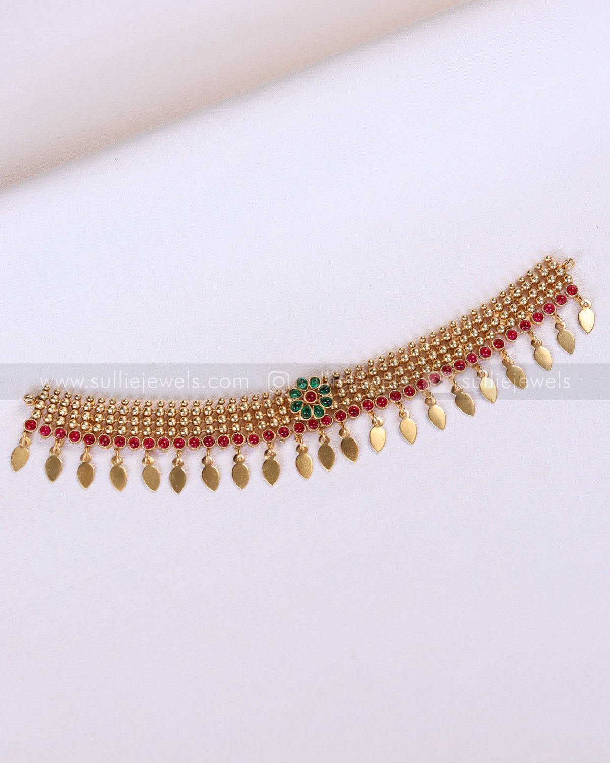 2172 - Sullie Basic Green Flower Gold Beaded Elakkathali Choker with Stud