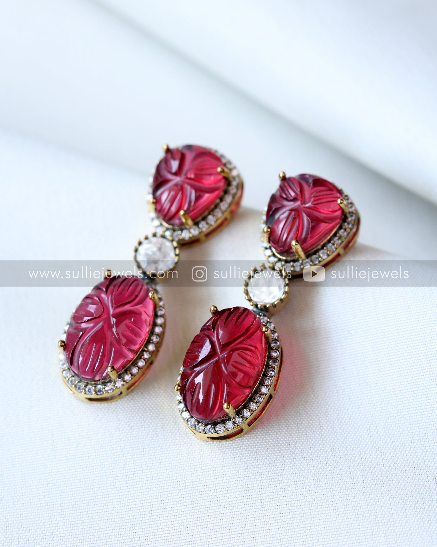 Carved Stone Premium Choker with Earring