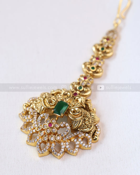 1085 -  Peacock Emerald Stone Tikka