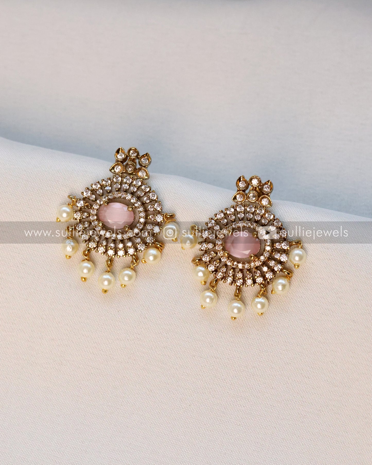 Pastel Pink Centre Stone Necklace / Choker with Stud
