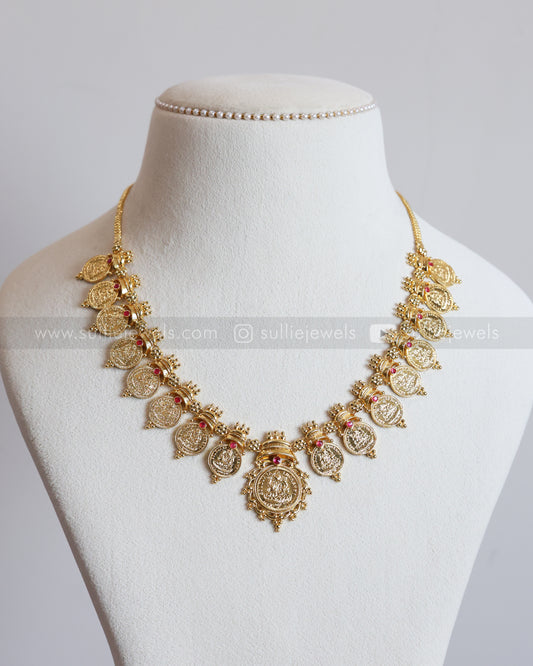 7174 - Gold Plated Coin Mid Length Necklace / Kashumaala