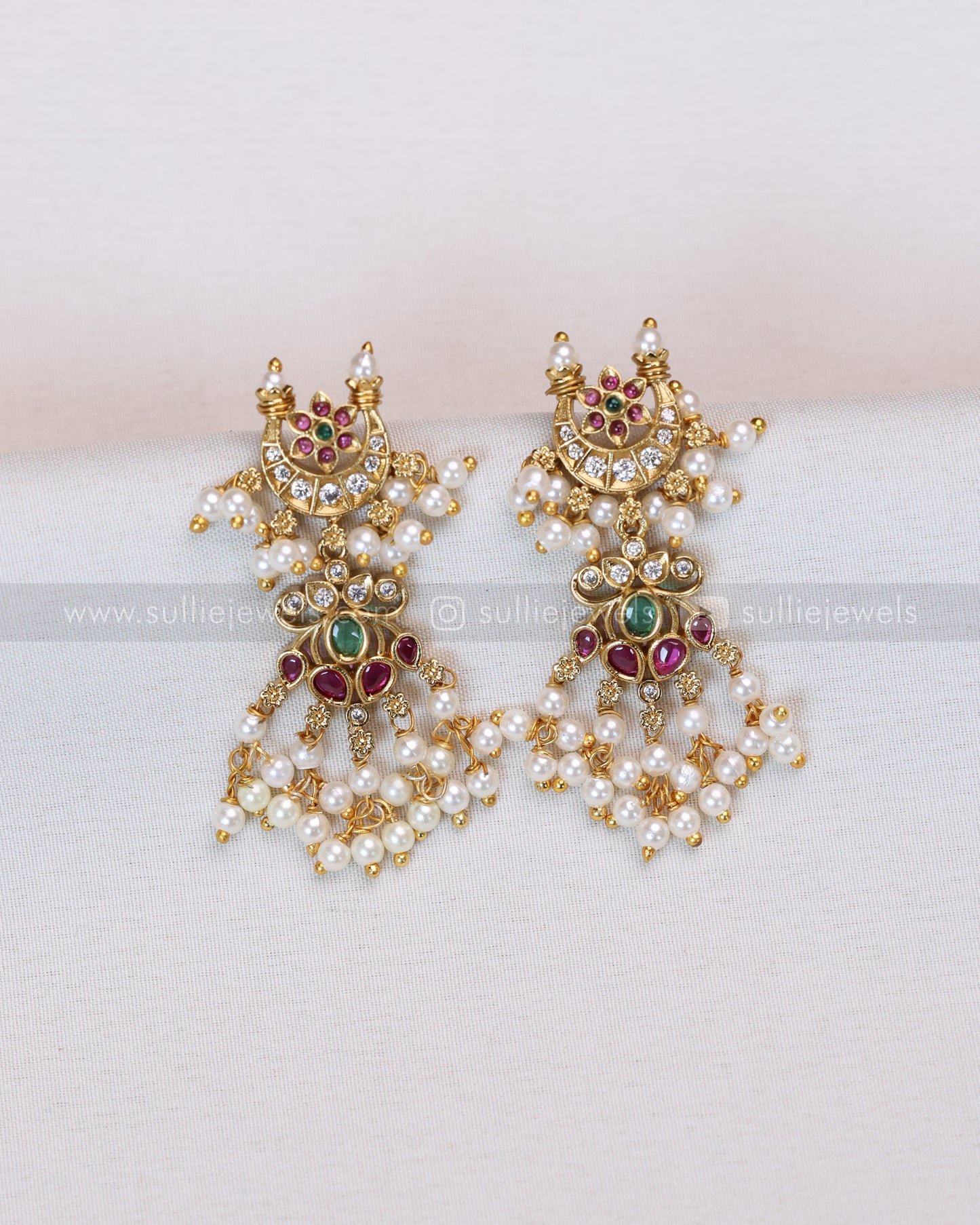 7154 - No Idol Lotus kemp Guttapusalu Long Chain / Haram with Earring