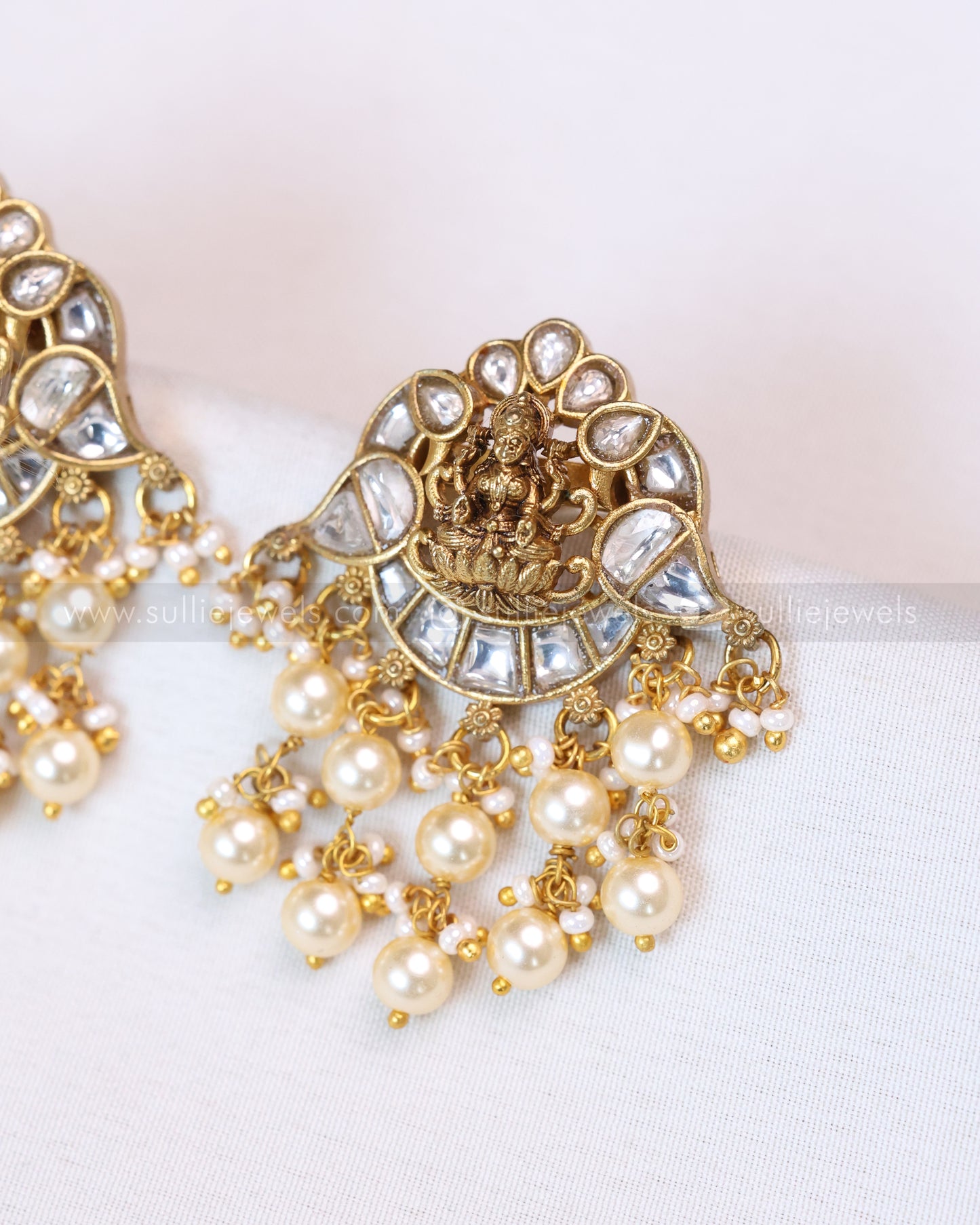 3665 - Luxe Goddess White Kundan Pearls Lakshmi Necklace with Earring