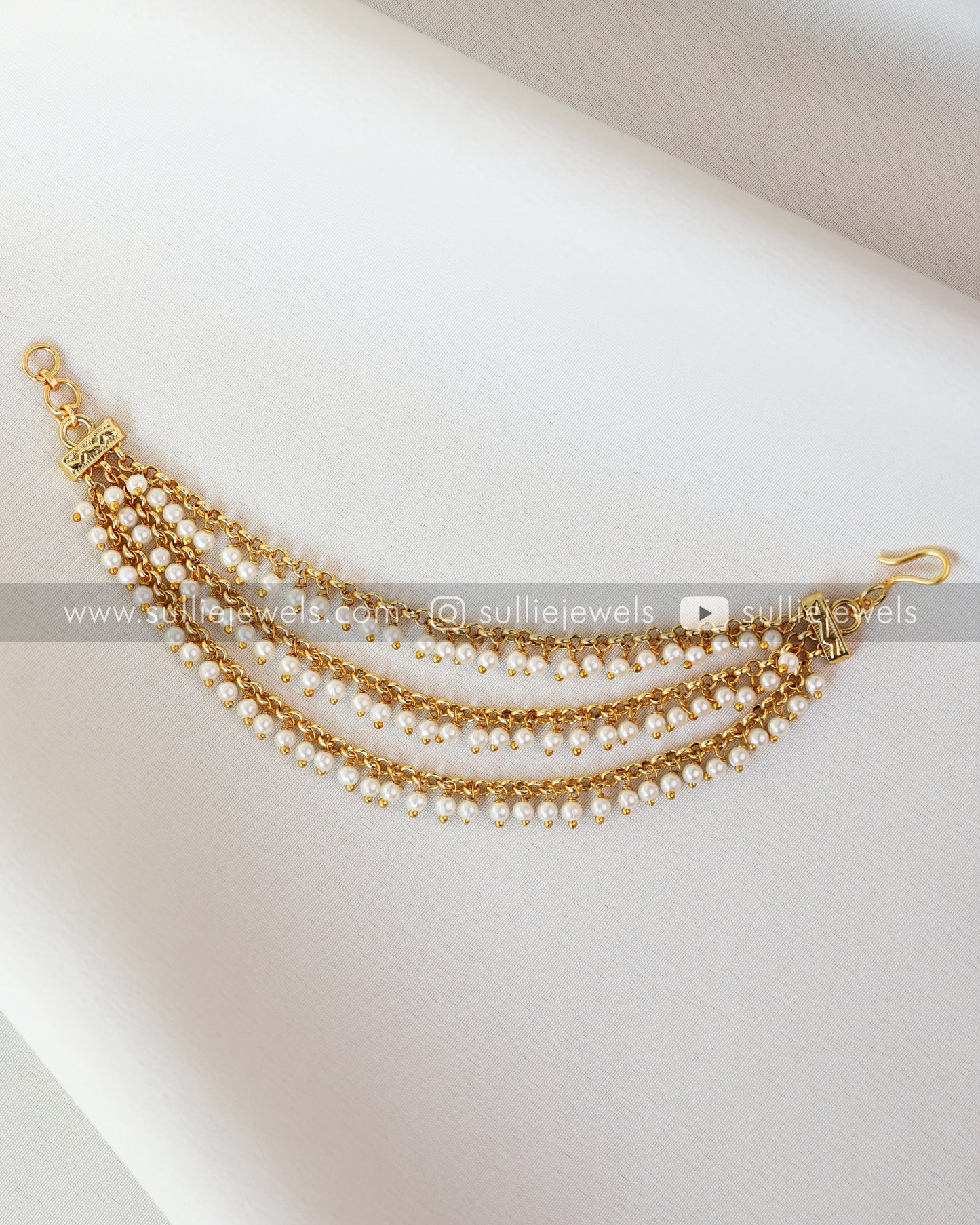 AD Long Jhumka with 3 Layer Pearl Earchain / Maatti