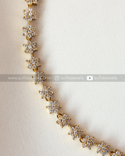 Minimal Diamond Flower Necklace with Earring