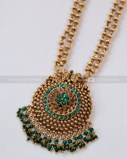 6042 - Sullie Basic - Green Flower Two Layered Gold Beaded Pendant with Jhumka