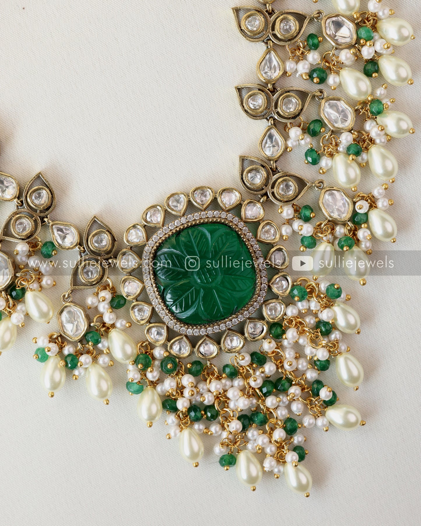 Victorian Premium Pearl Necklace with Studs