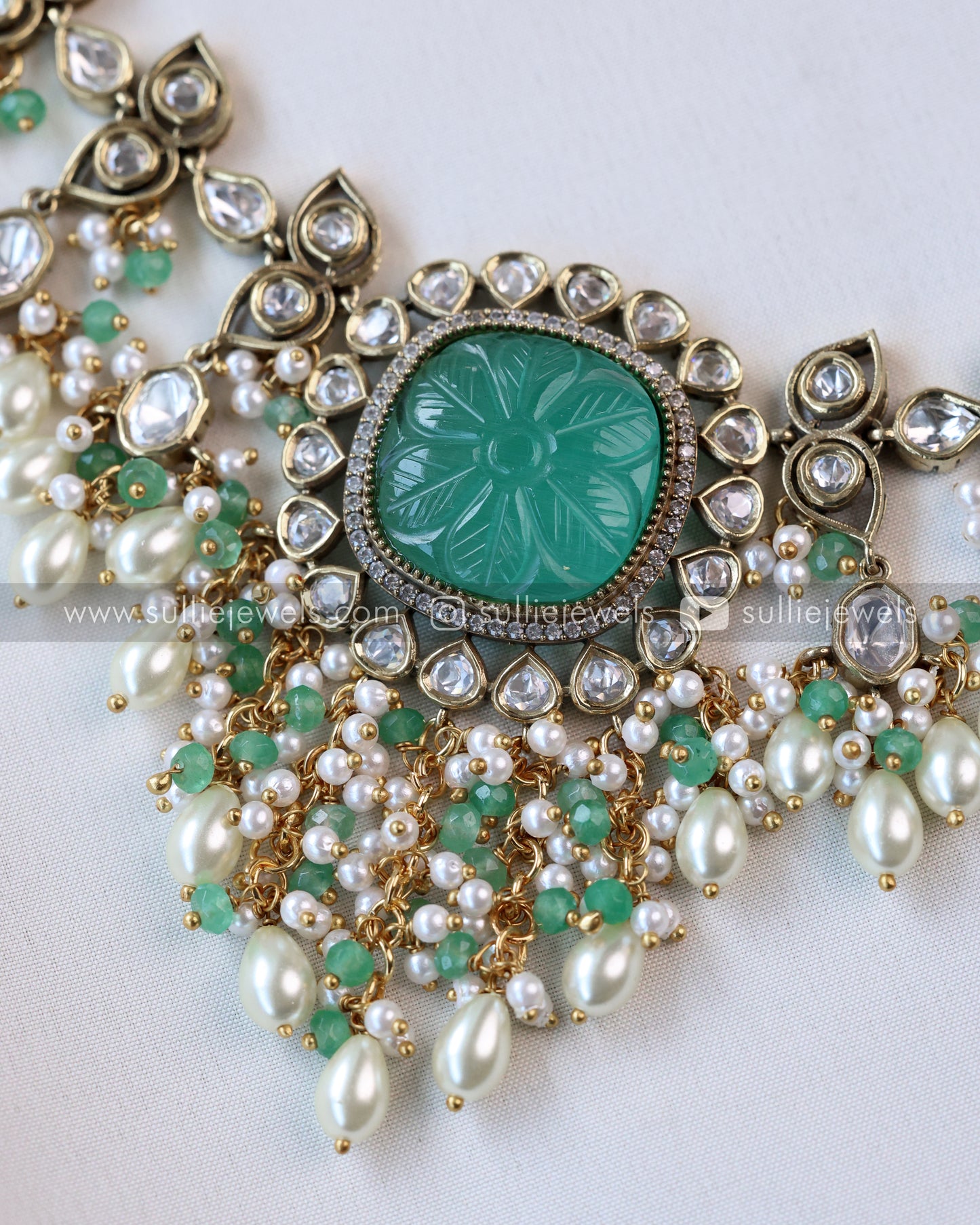 Victorian Premium Pearl Necklace with Studs