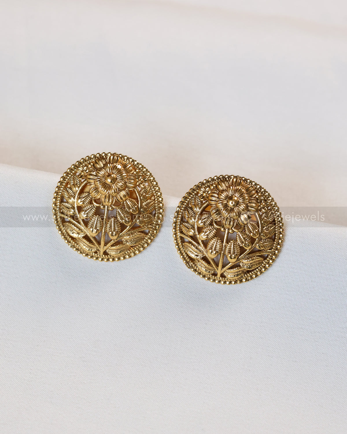 E1265 - Gold Floral Design Round Stud