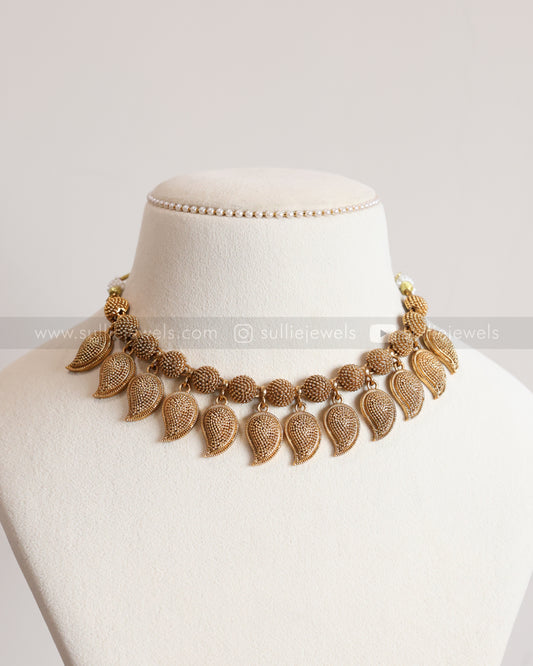 3777 - Sullie Basic - Gold Mango Necklace with Stud