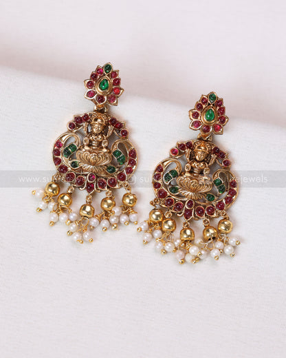 3871 - Sullie Basic - Lakshmi Pendant Hasli Necklace with Earring