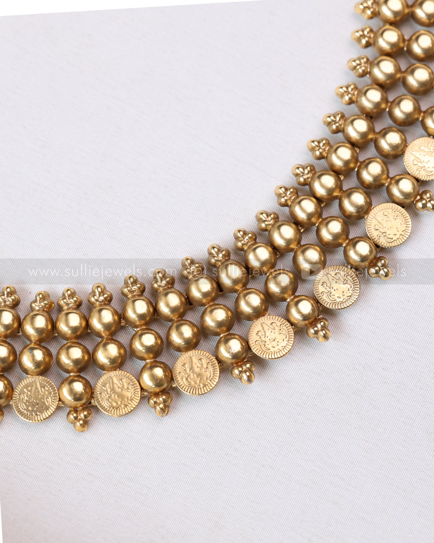 3783 - Sullie Basic - Golden Beaded Coin  Necklace with Stud
