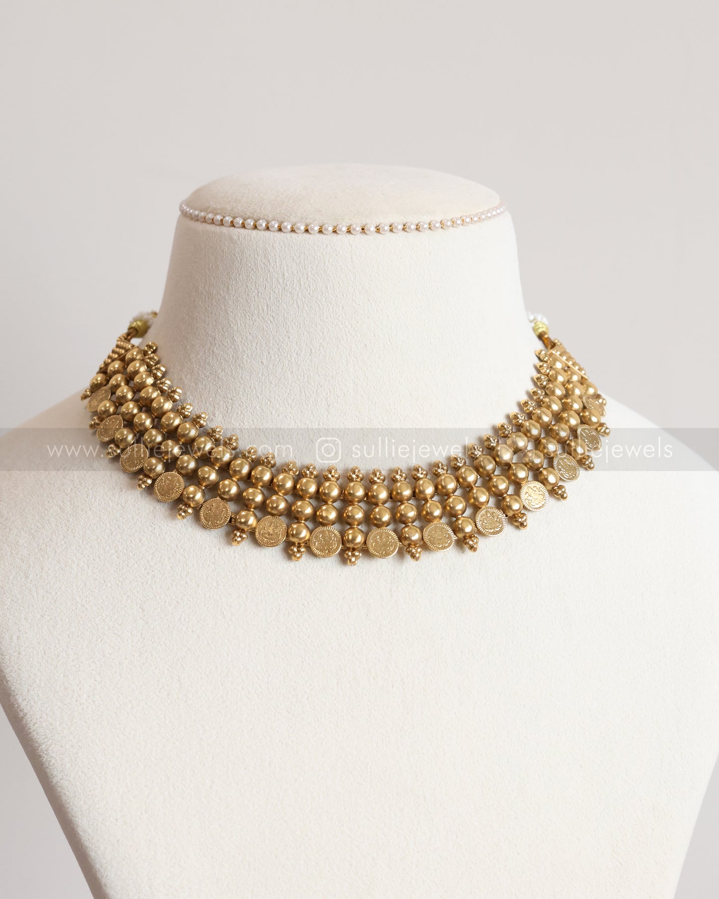 3783 - Sullie Basic - Golden Beaded Coin  Necklace with Stud