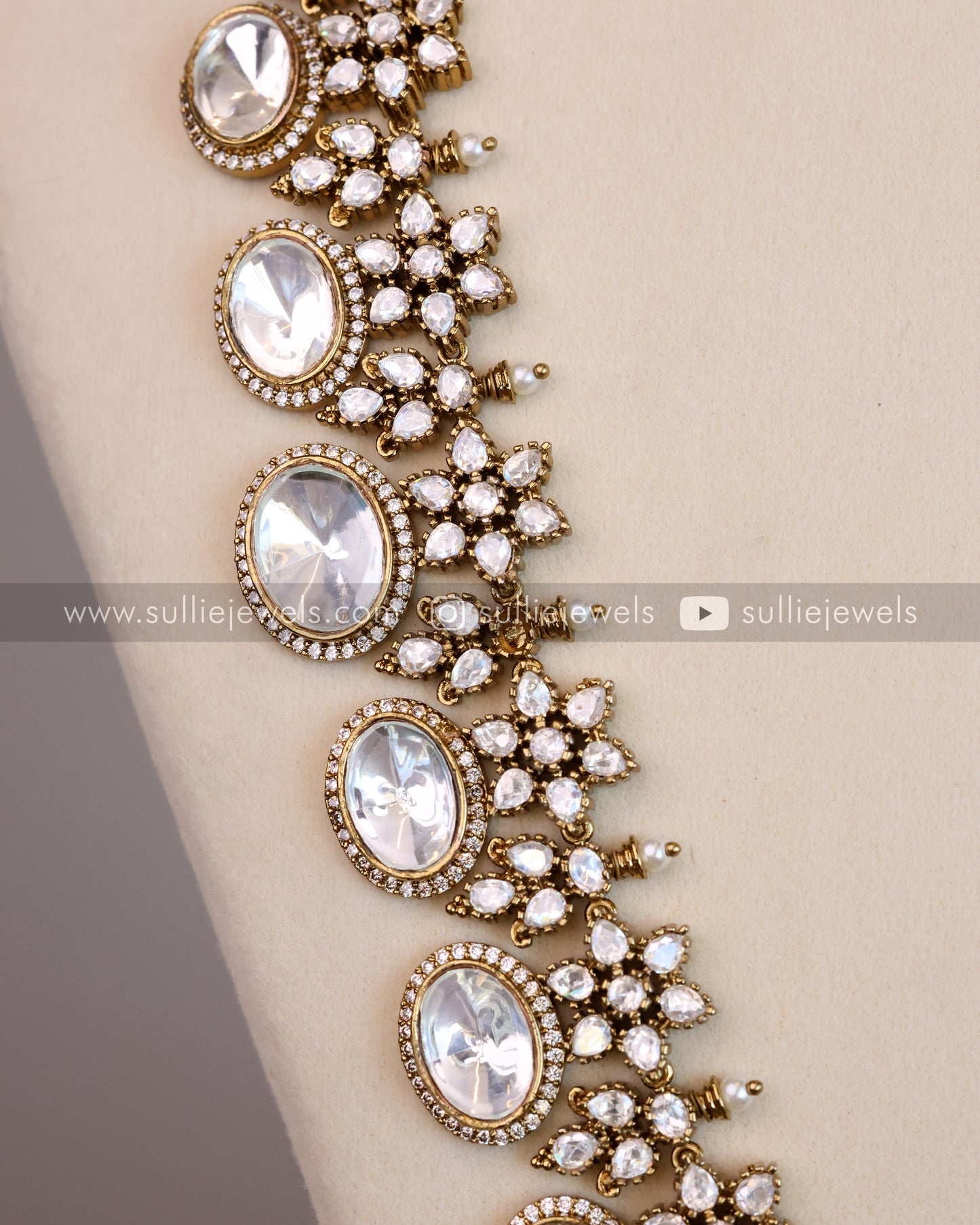 Victorian Polki Diamond White Combo ( 4 piece )