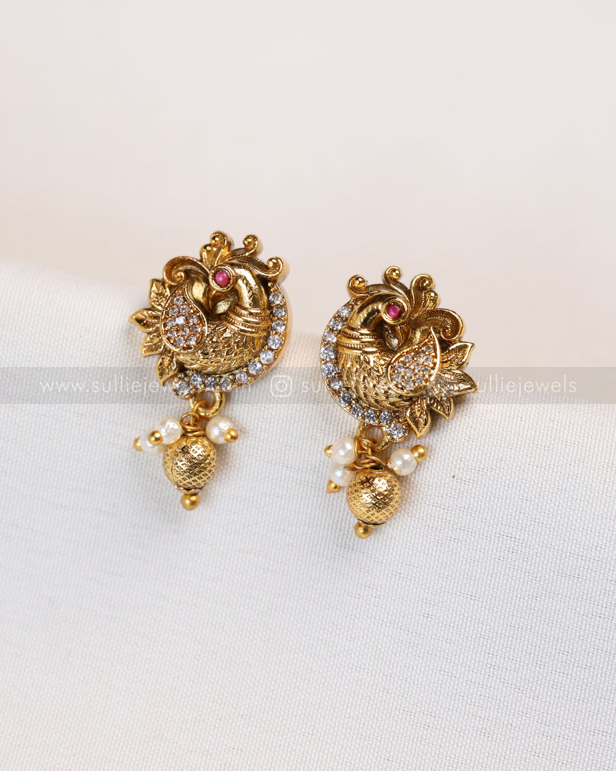 7194 - Minimal Gold Lakshmi Stone Peacock Long Chain with Stud