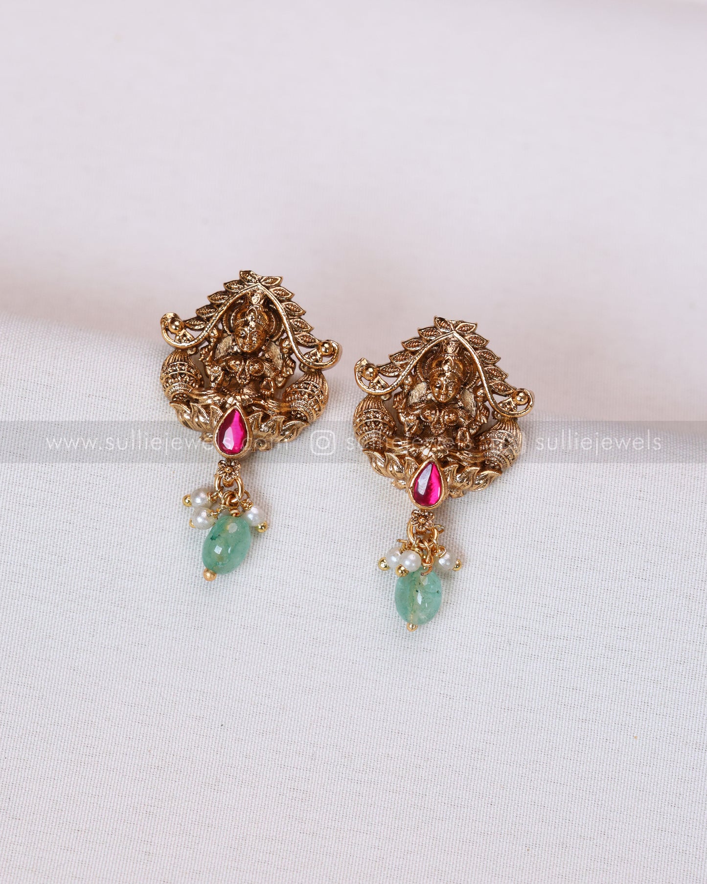 2095 - Premium Copper Gold Lakshmi Choker with Stud - Mint Beads