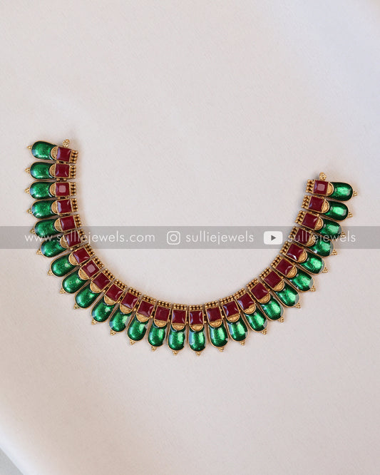 Sullie Basic - Kovai Palakka Necklace with Jhumka