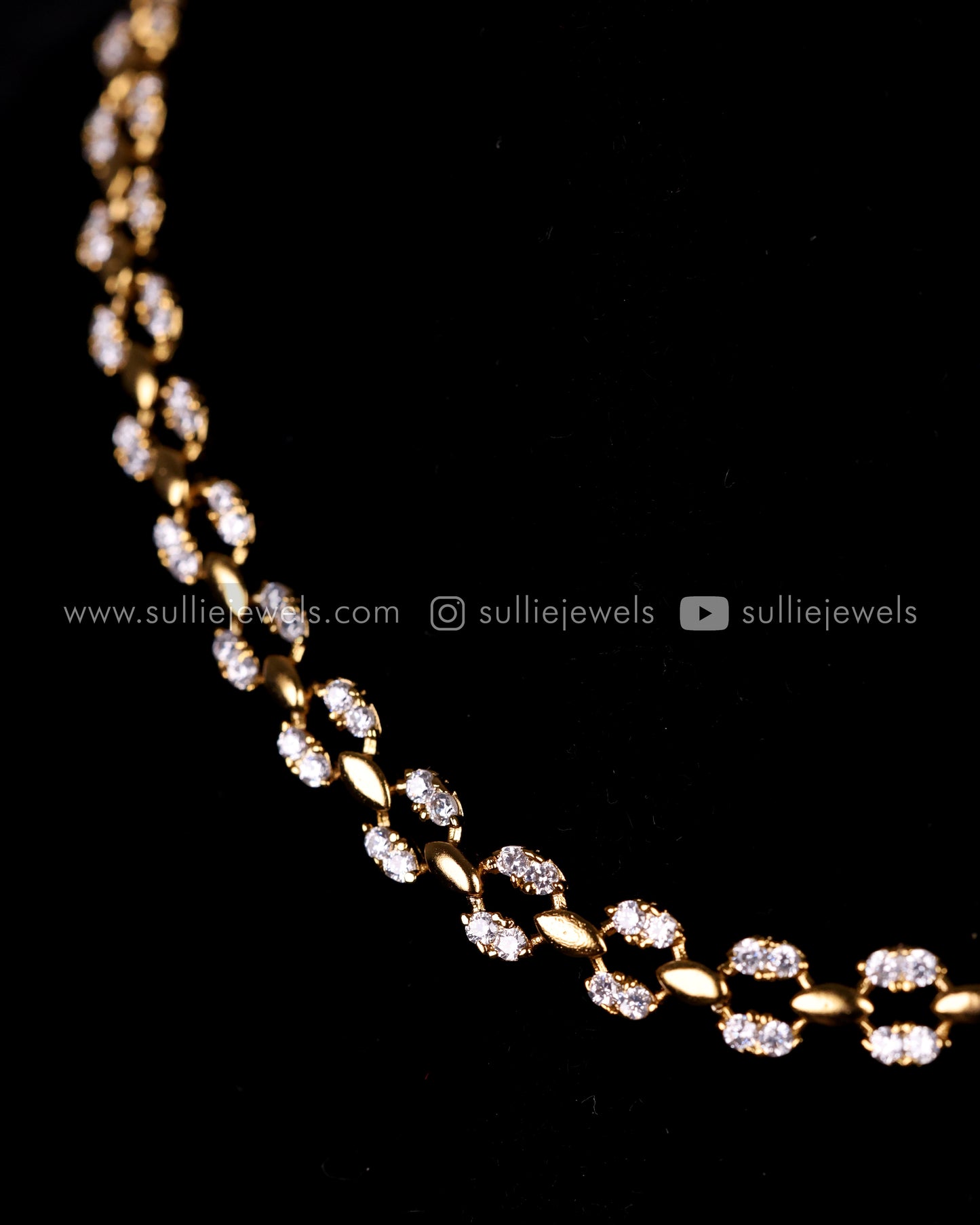 Diamond Lookalike Necklace Set