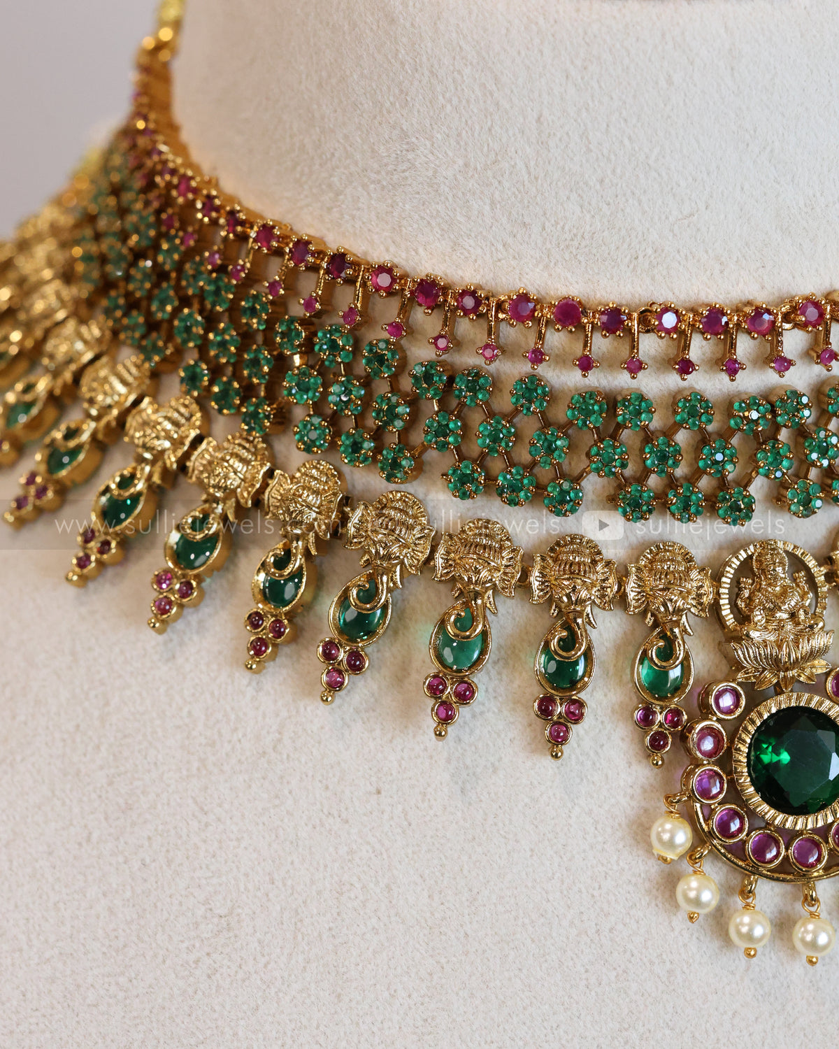 Lakshmi AD Stone & Palakka Layered Combo