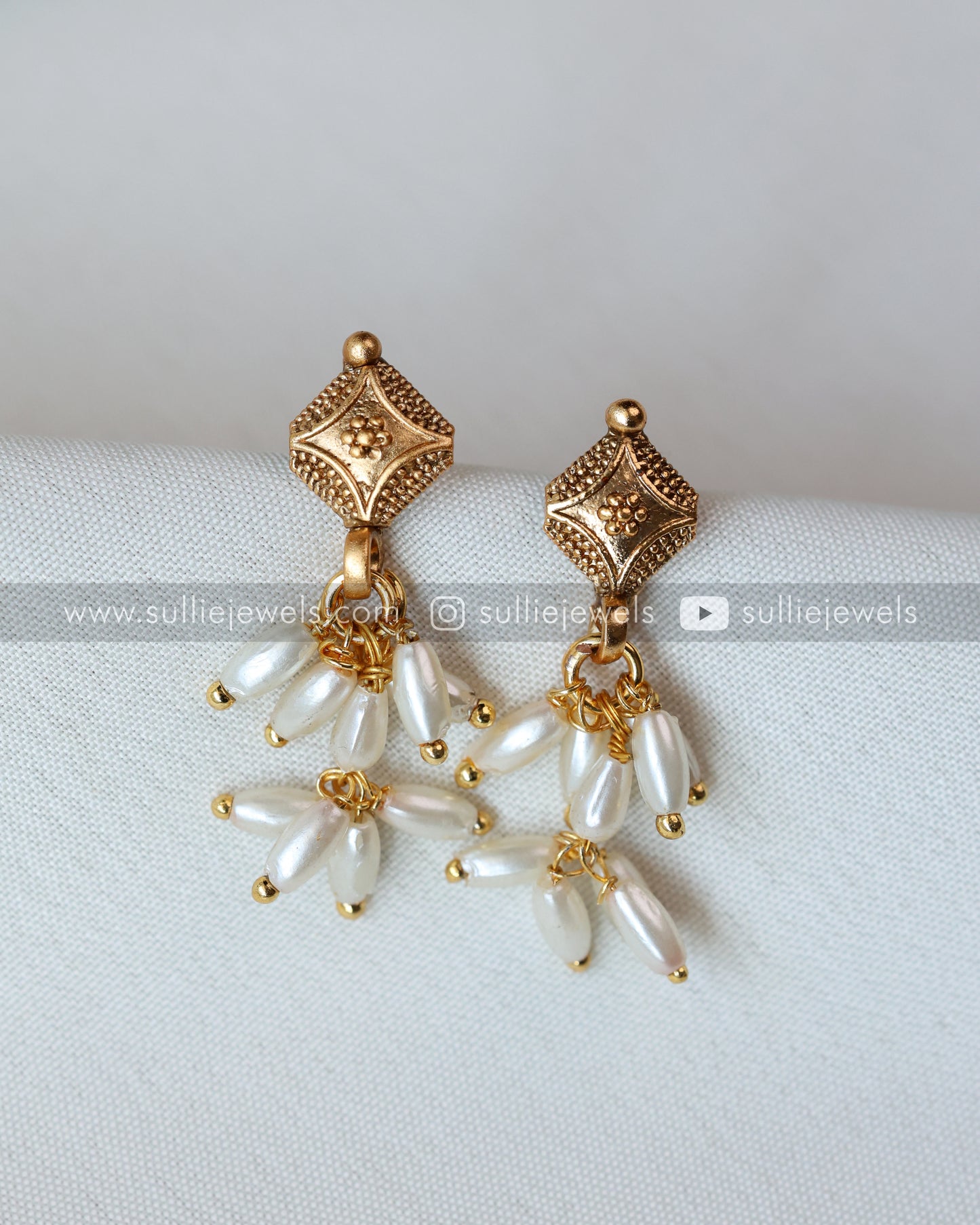 Guttapusalu Necklace Set with Earring