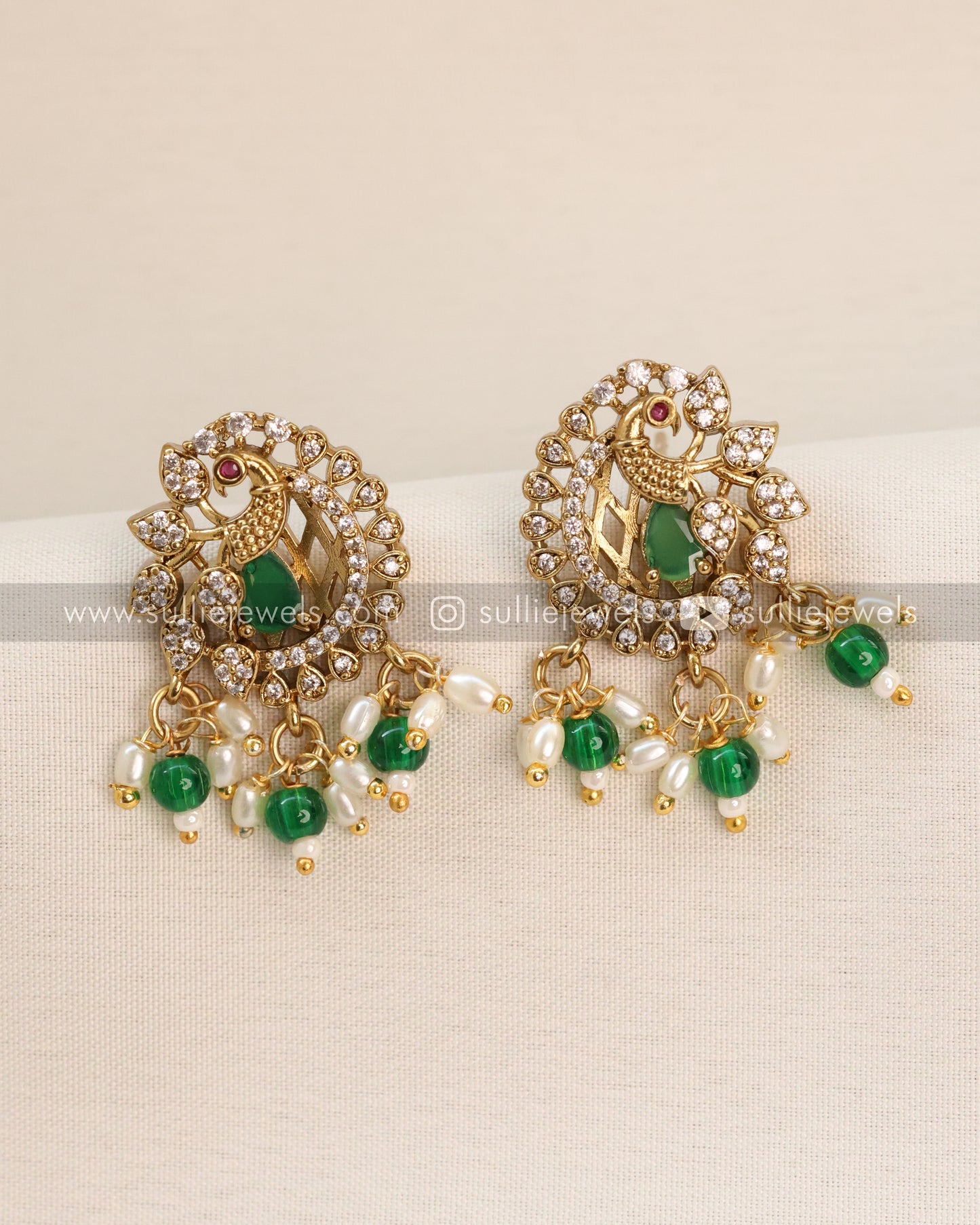 Peacock Green Stone Hasli with Pearl drops and Earring