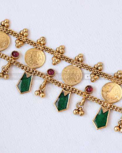 2121 - Sullie Basic - 2 Layer Coin & Green Palakka Choker / Necklace with Stud