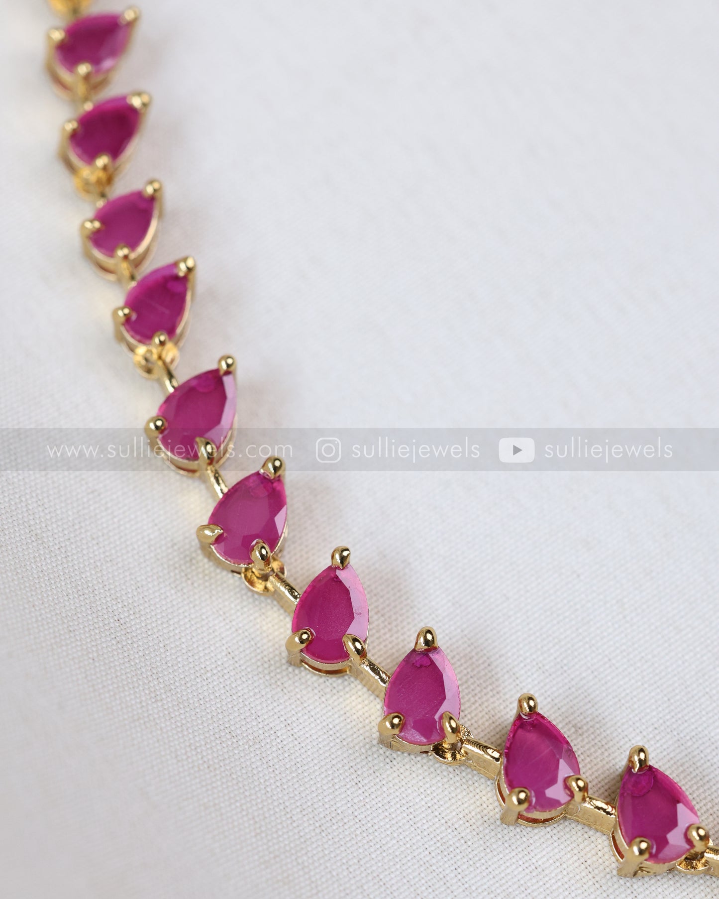 3716 - Raindrop Emerald & Pink Stone Necklace with Earring