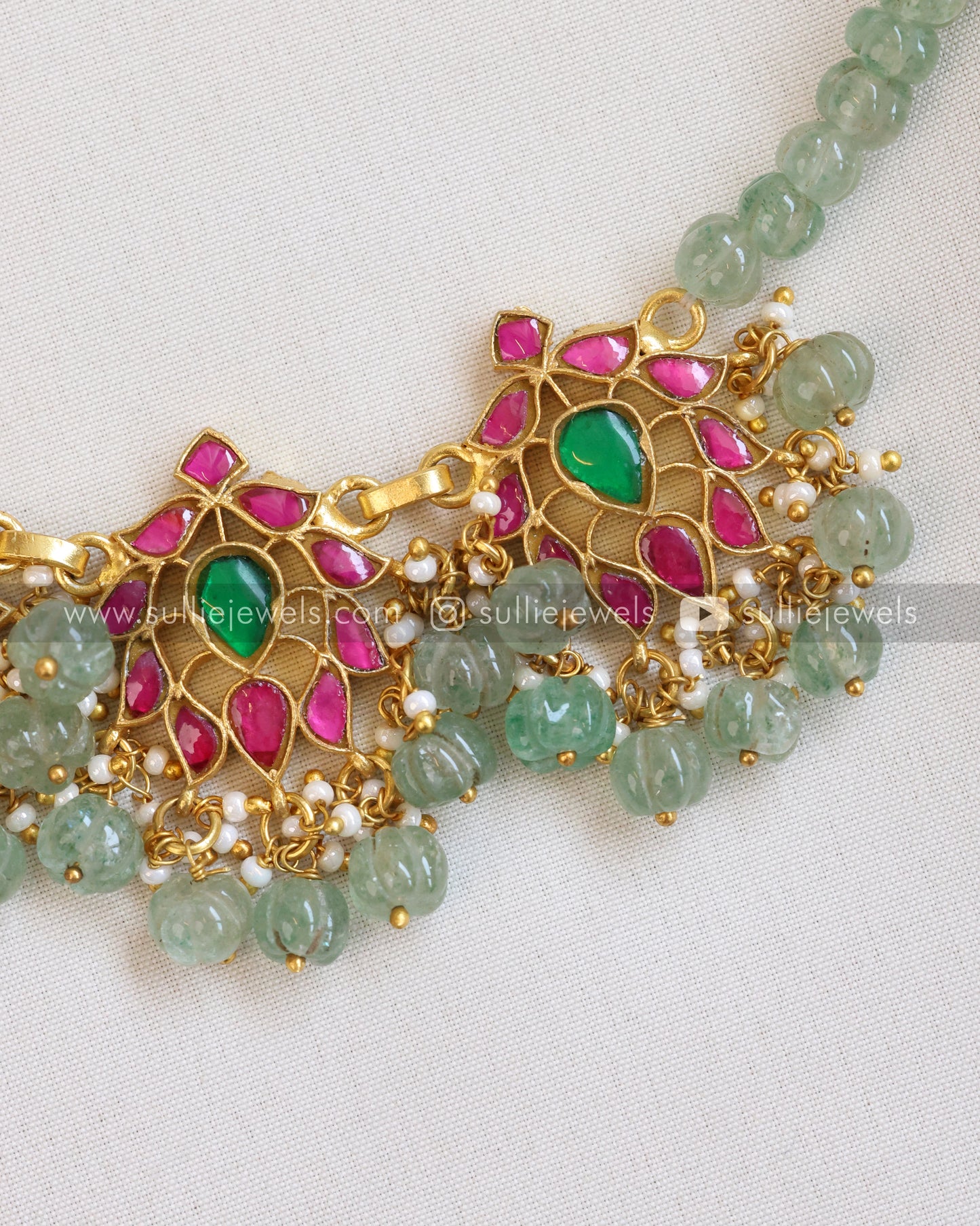 Jadau Kemp Lotus Necklace / Choker with Mint Beads