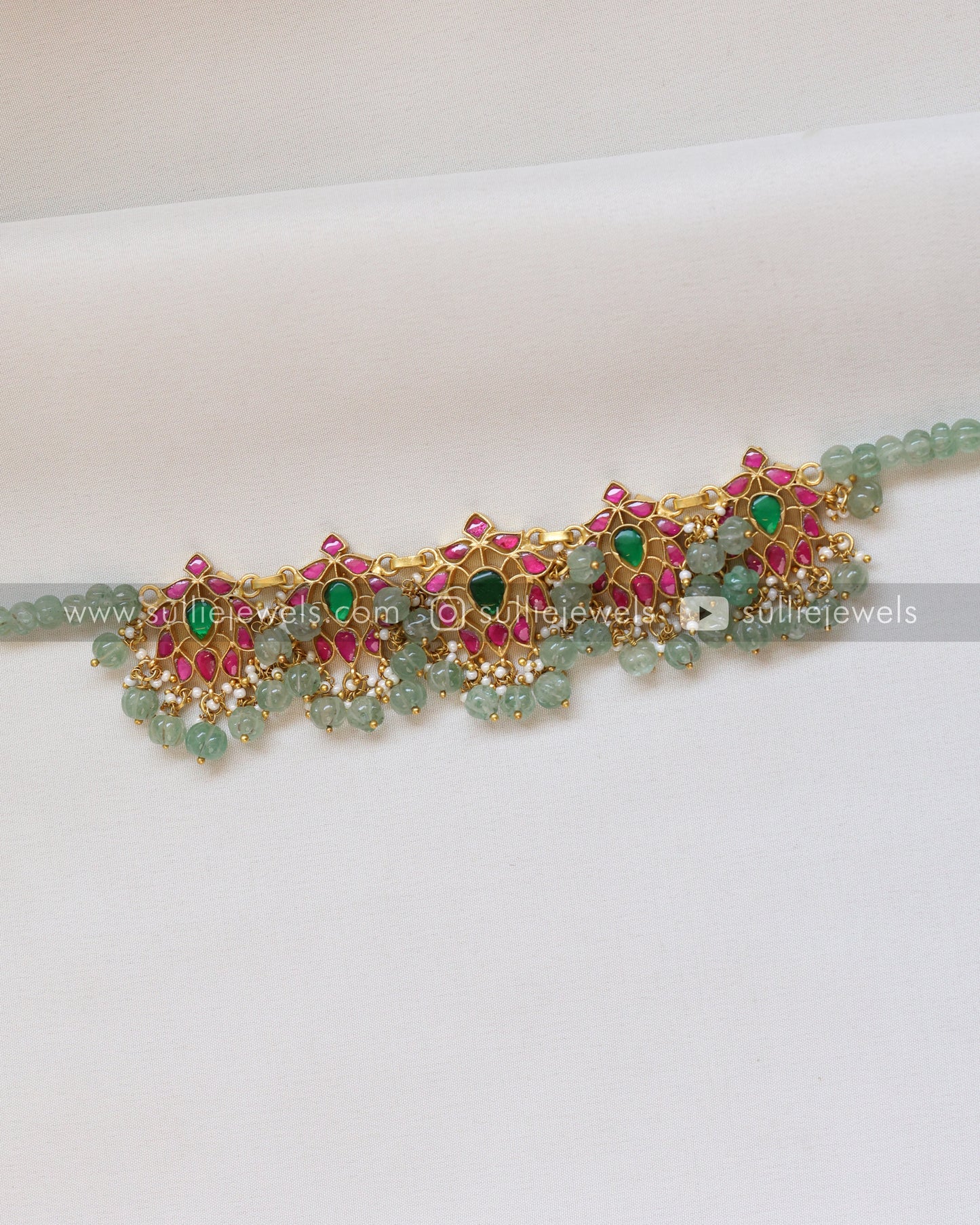 Jadau Kemp Lotus Necklace / Choker with Mint Beads