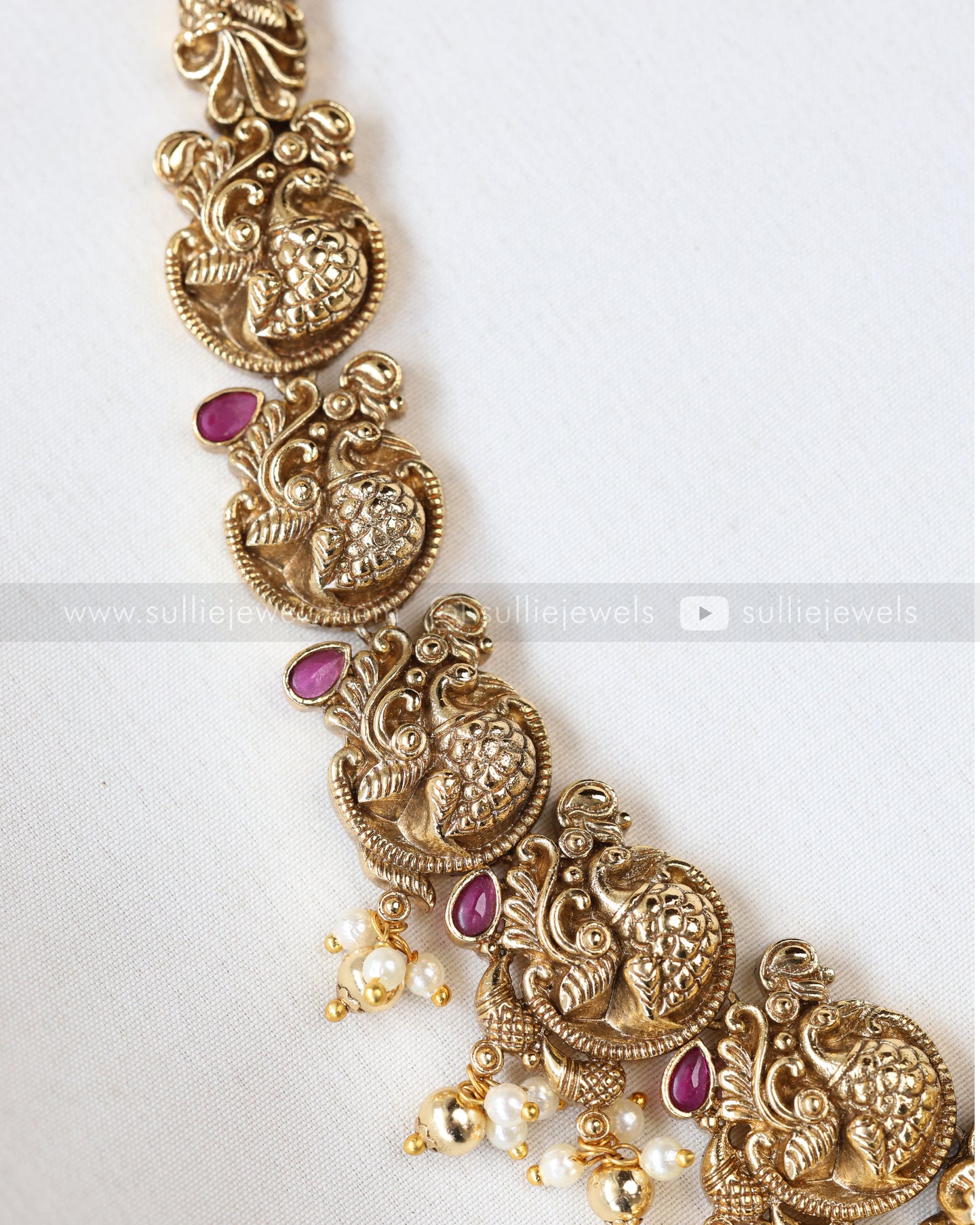 3669 - Premium Goddess Nagas Peacock Necklace with Jhumka