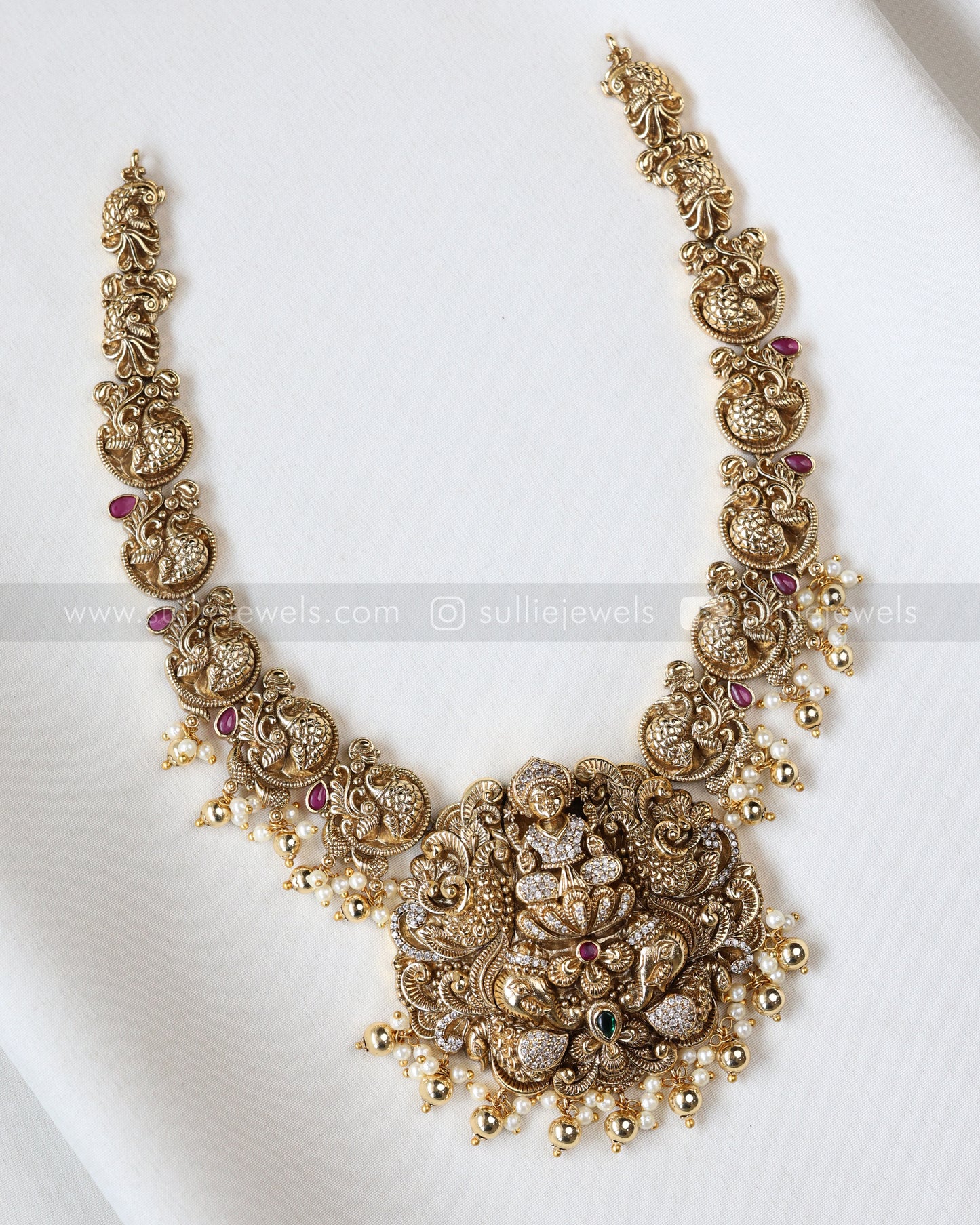 3669 - Premium Goddess Nagas Peacock Necklace with Jhumka