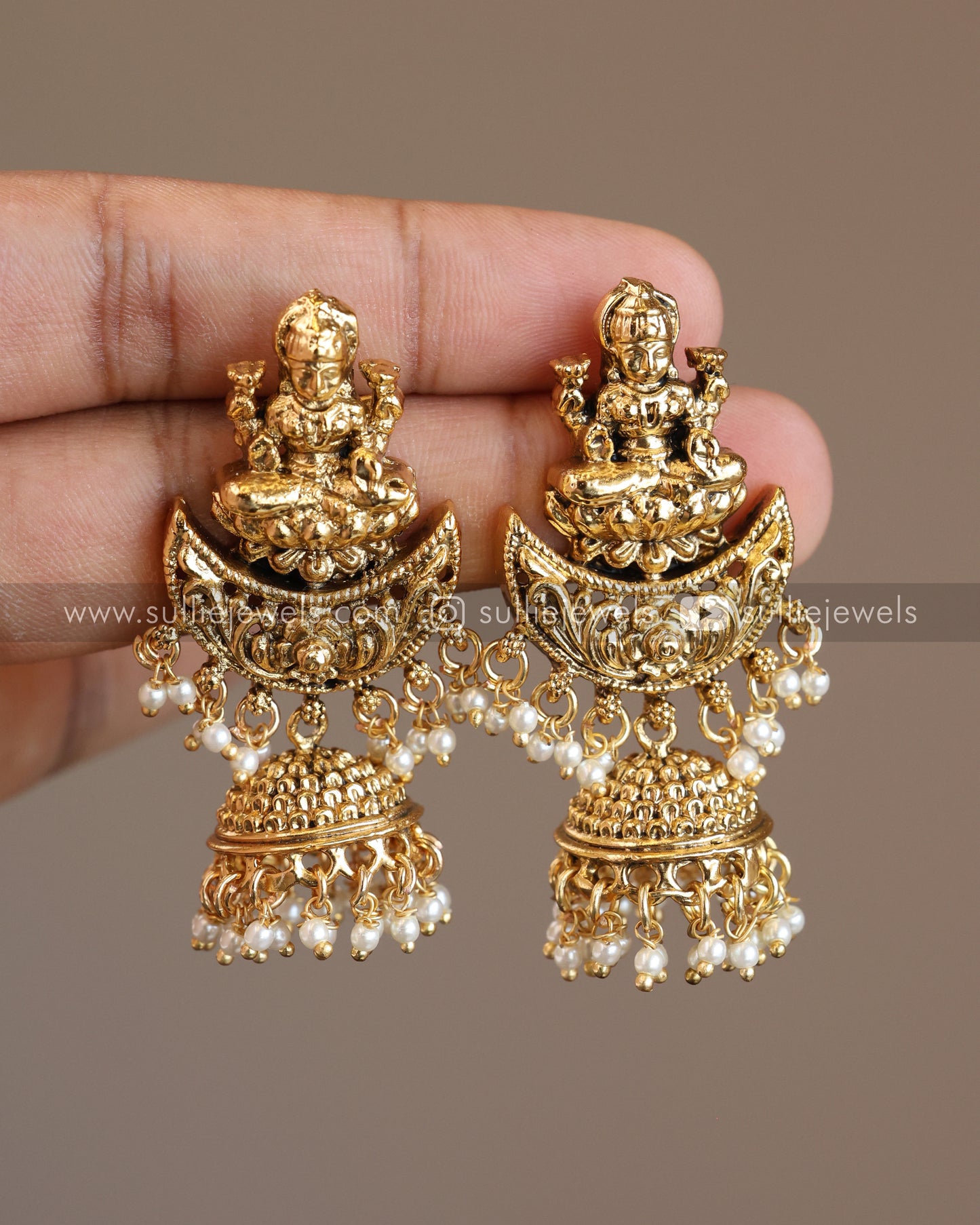 Lakshmi Pearl Cluster Haram/Long Necklace with Earring